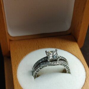 1.01 carat princess cut engagement ring and wedding band set